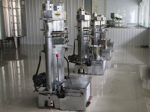 液壓榨油機